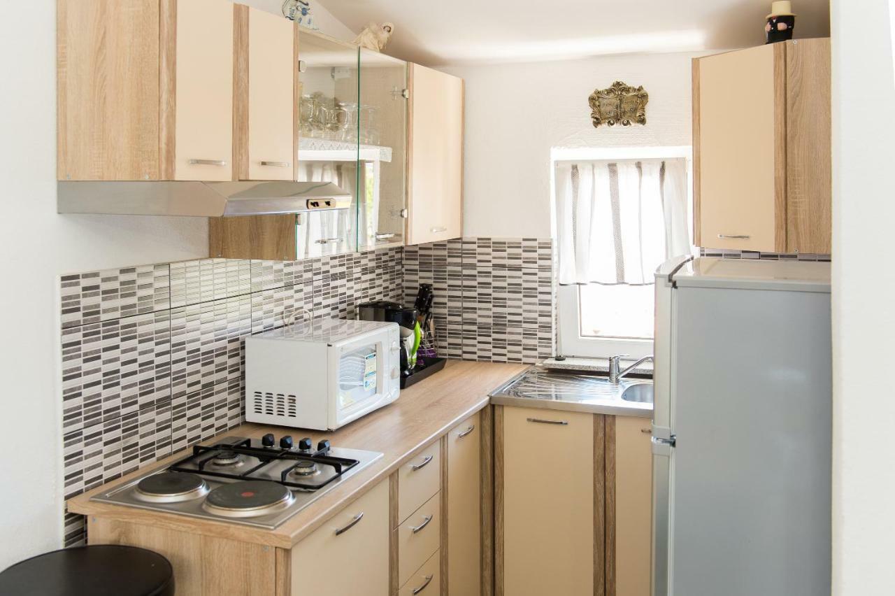 Apartment Ella Rogoznica  Luaran gambar