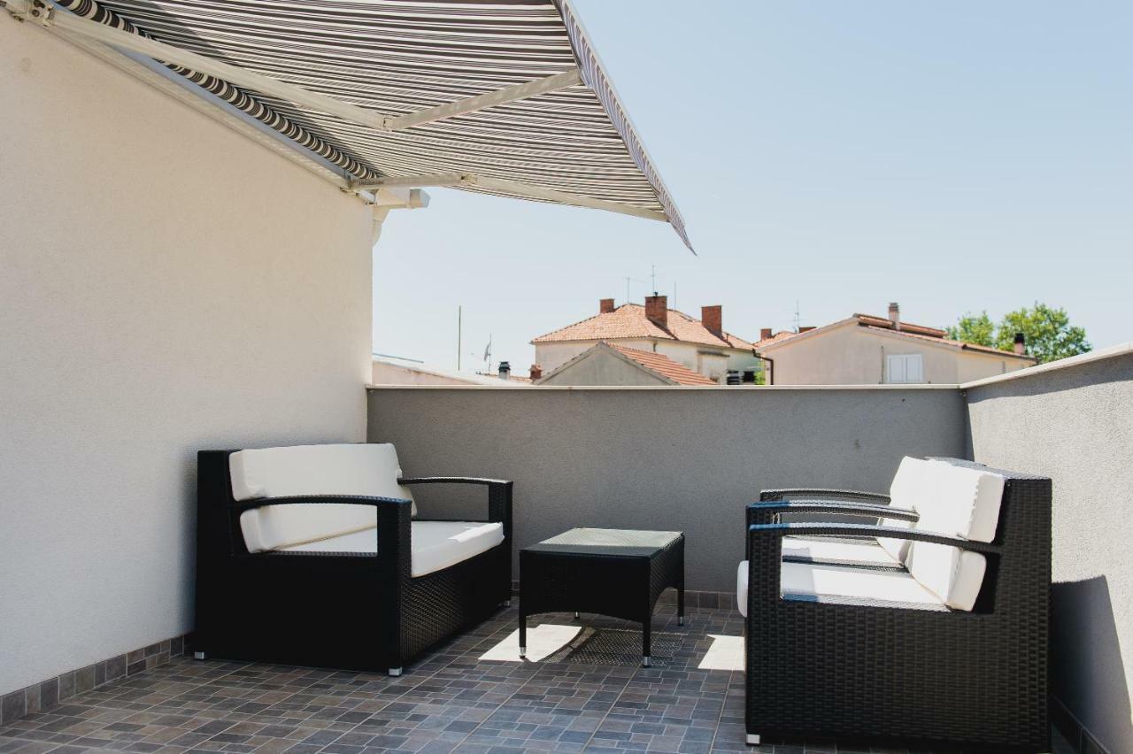 Apartment Ella Rogoznica  Luaran gambar